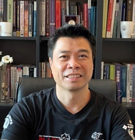 Dr. Ming-Chang Wang